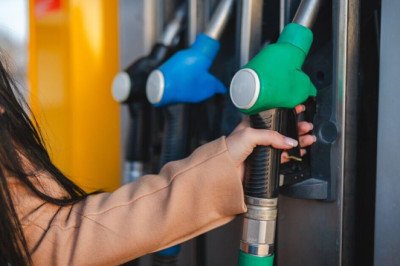 Petrol and diesel owners told to never fill up car after 5pm