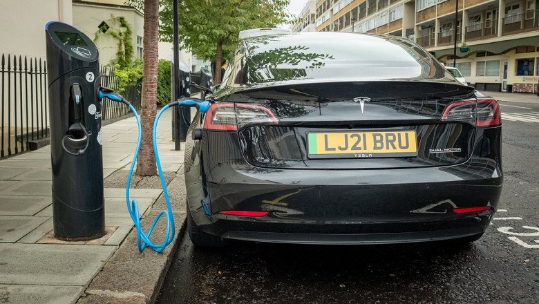 Plunging used electric car prices costing fleet businesses 'hundreds of millions'