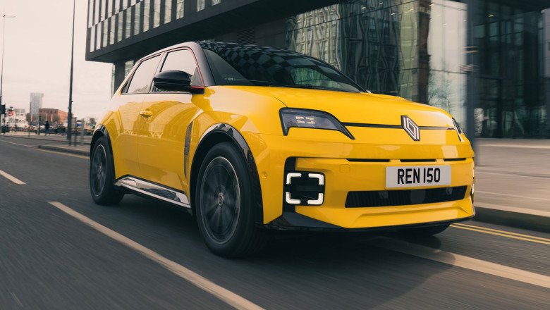 2025 Renault 5 Review: Simply Brilliant