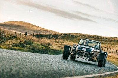Seven to heaven: Chasing F-16s in £80k Caterham CSR Twenty