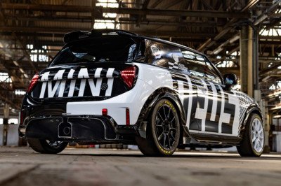 Mini unveils latest JCW race car ahead of N24