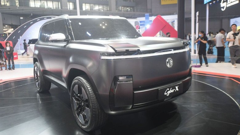 Chinese brand shares cheap EV that looks like a Land Rover with retro feature