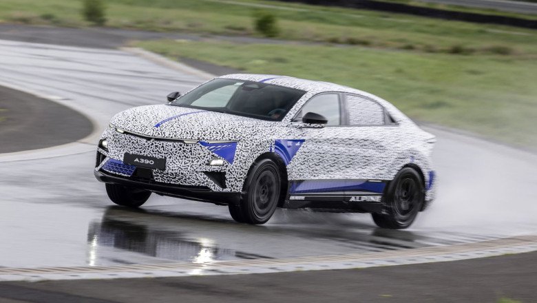 Good News: The Alpine A390 Can Do Skids