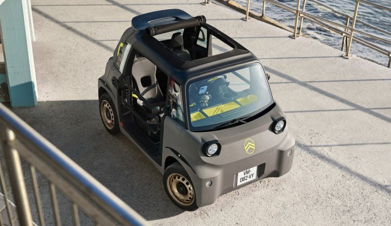 The Citroen Ami Buggy Is Back, Comes With A Robot Named Andy