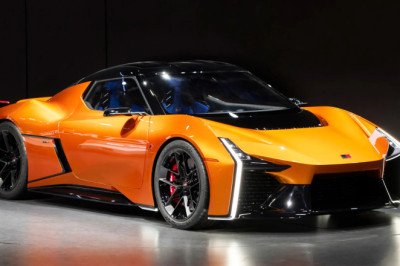 Toyota’s ‘Master Driver’ Akio Toyoda Doesn’t Believe in Electric Sports Cars