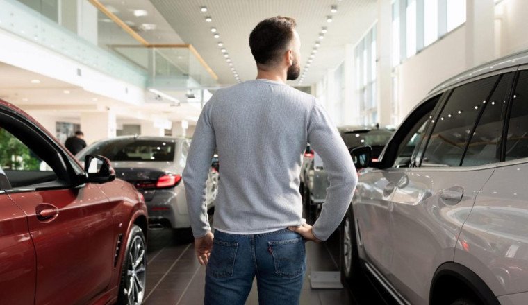 Buying A Car in 2025? Keep These Tips In Mind