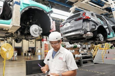How Trump’s Auto Tariffs Would Affect More Than Just Car Prices