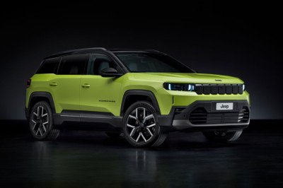 Chunky new Jeep Compass brings hybrid, PHEV and 404-mile EV