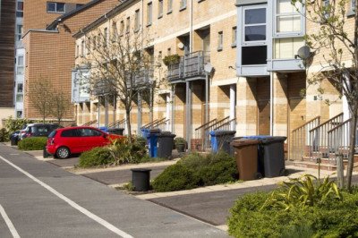 Drivers in England urged not to park on driveway this weekend
