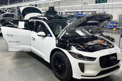 More than 2000 Jaguar I-Pace EVs to become autonomous taxis