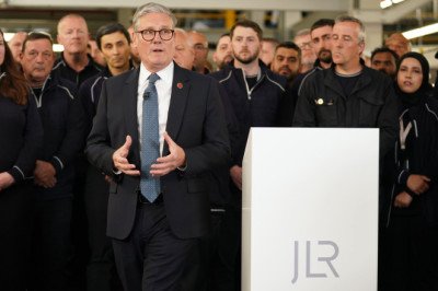 US tariffs on British cars are slashed as industry welcomes ‘much needed relief’