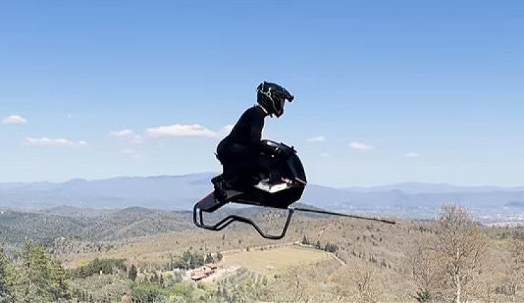 World's first Star Wars-style hoverbike can hit 124mph and DOESN'T need propellors to fly