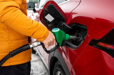 ‘I’m a car expert - this is when to visit a petrol station for cheapest prices’ 