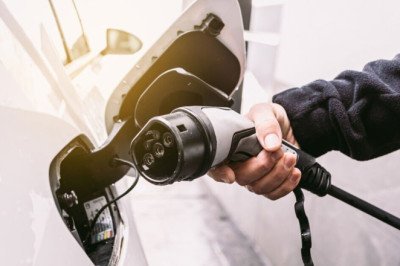 'I’m a car expert - this one electric car issue is not going away’