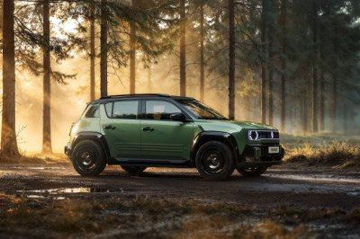 The Renault 4 is back – and It’s gone off-Road