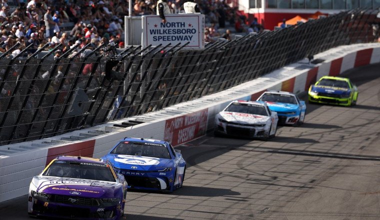Brad Keselowski, Christopher Bell win NASCAR All-Star heats