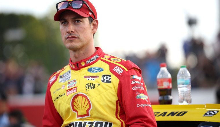"Pissed off" Joey Logano calls out Bell, 'gimmick' All-Star Race caution