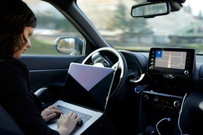 UK set to approve driverless cars by exact year as approval delayed