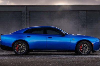 The New Dodge Charger Sedan Is Here. And It's Powerful
