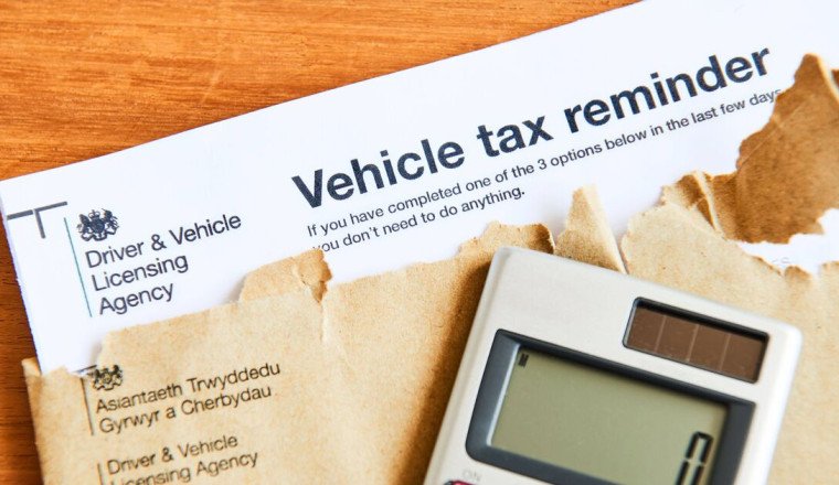 'Confusion' over DVLA car tax changes 'impacting every driver' with £195 rate