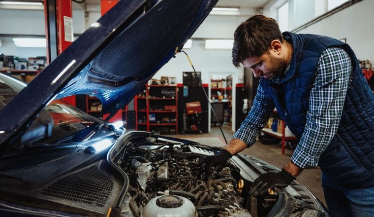 Mechanic points out 'unfixable' problem on used cars sold after 2017