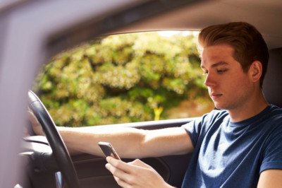 DVLA lists scenarios when drivers can use a mobile phone without punishment