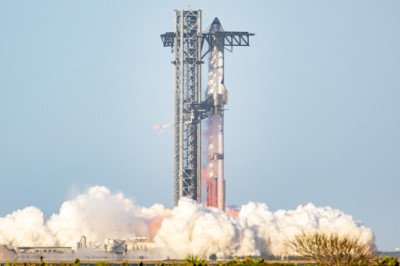 SpaceX Starship Suffers 'Rapid Unscheduled Disassembly' While Returning To Earth