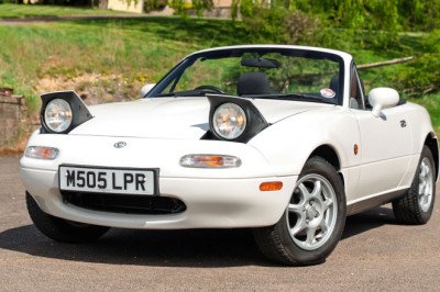 This Practically-New NA Mazda MX-5 Could Break The Market