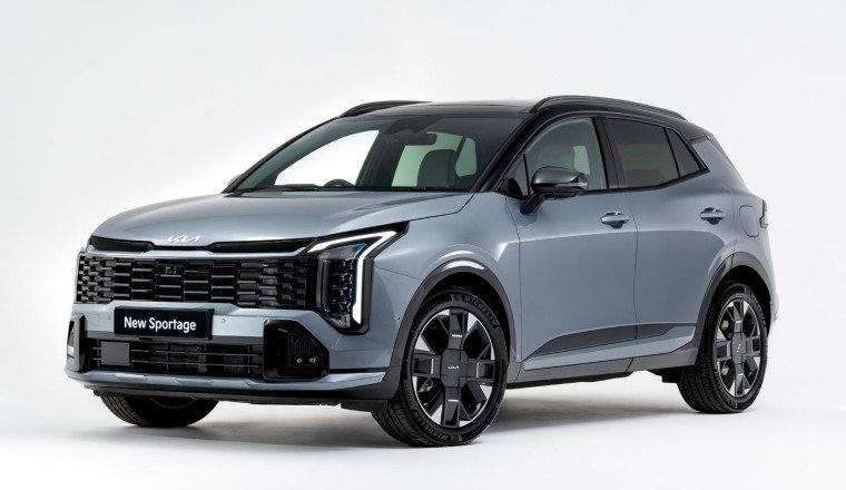 Facelifted Kia Sportage due in UK this summer with 236bhp hybrid