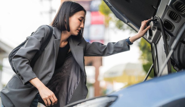UK drivers told to remove three items from car boot before Monday