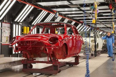 UK Car Production Falls to Lowest Levels in 70 Years