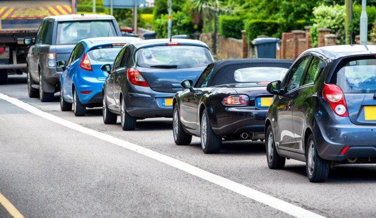 Warning issued to anyone in UK driving on Saturday and Sunday