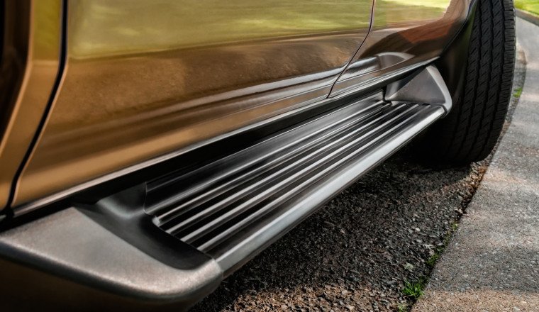 Nerf Bars Vs. Running Boards: Which Should You Consider For Your Truck?