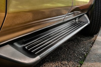 Nerf Bars Vs. Running Boards: Which Should You Consider For Your Truck?