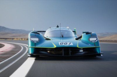 Aston Martin Valkyrie LM offers ultimate Le Mans hypercar track experience