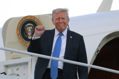Trump Lifts 52-Year Ban On Supersonic Flights With Executive Order