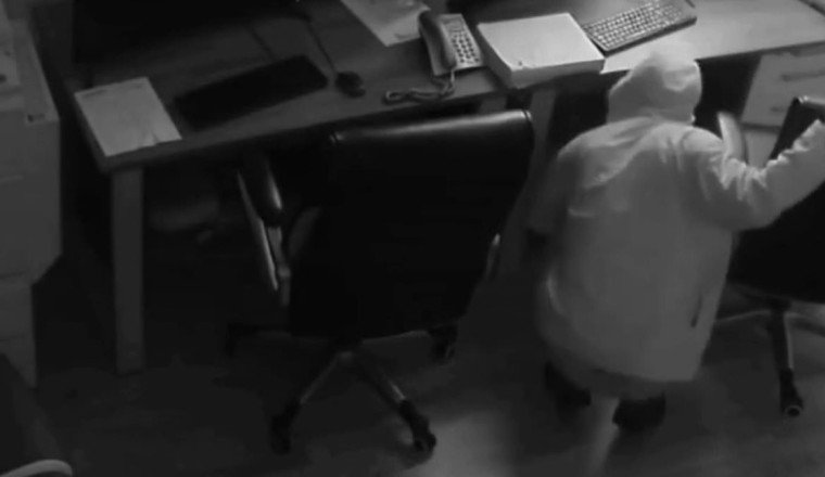 Father-son duo 'ghost brokers' scammed drivers out of more than £60,000 by selling worthless car insurance: How to keep yourself safe