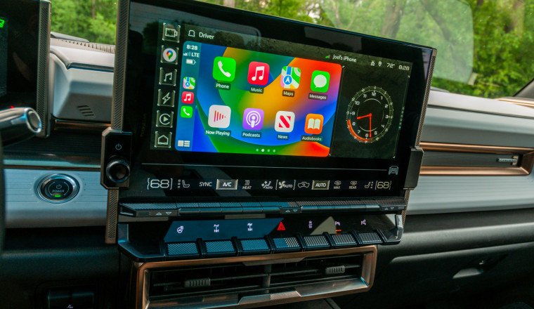 GMC Hummer EV Quietly Loses Apple CarPlay For 2026