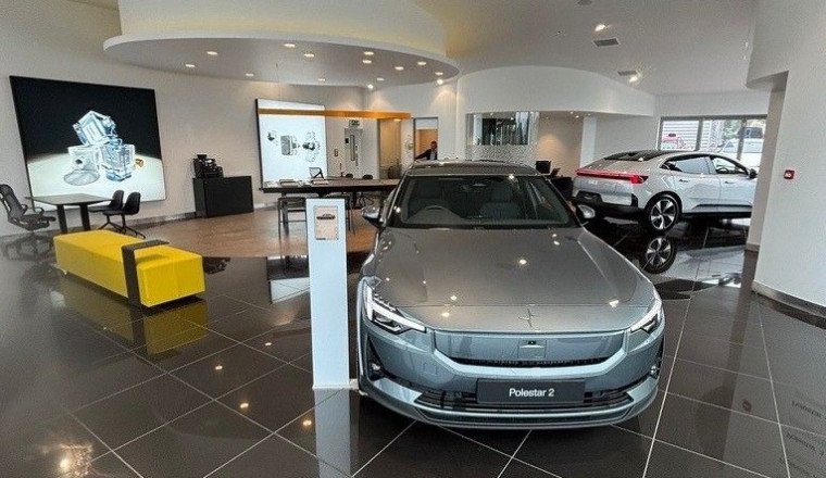 Polestar adds to UK dealer network by opening new site on the south coast