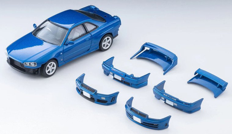 This Die-Cast Nissan Skyline Lets You Swap Out Tiny Bumpers and Wings
