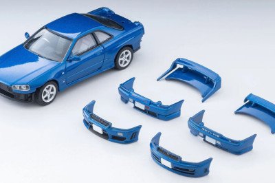 This Die-Cast Nissan Skyline Lets You Swap Out Tiny Bumpers and Wings