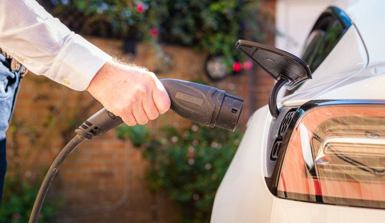 Huge electric vehicle change could see limited range boosted to 3,000 miles