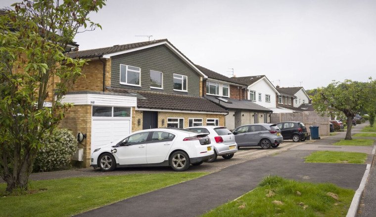 Motorists could be forced to install ‘bollards’ outside home due to driveway rule