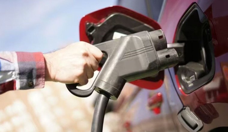 Petrol and diesel drivers urged to fill up before July 1