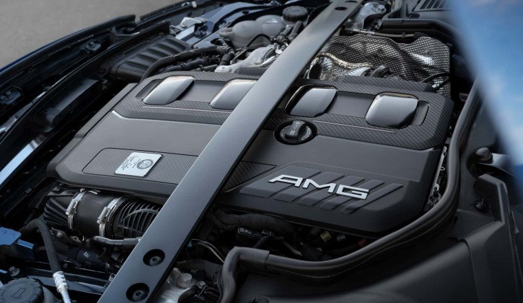 Mercedes Makes 'Course Correction' to Extend Combustion Engine Life