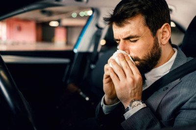 Expert says drivers with hay fever could face £2,500 fine and risk of 'driving ban'