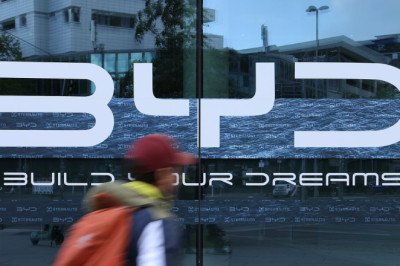 How China's BYD overtook Tesla to become world's biggest EV maker, now it's plotting to takeover the UK