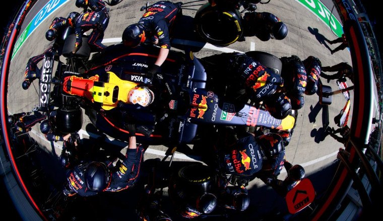Melting tyres, massive deficit - What's going so wrong for Tsunoda