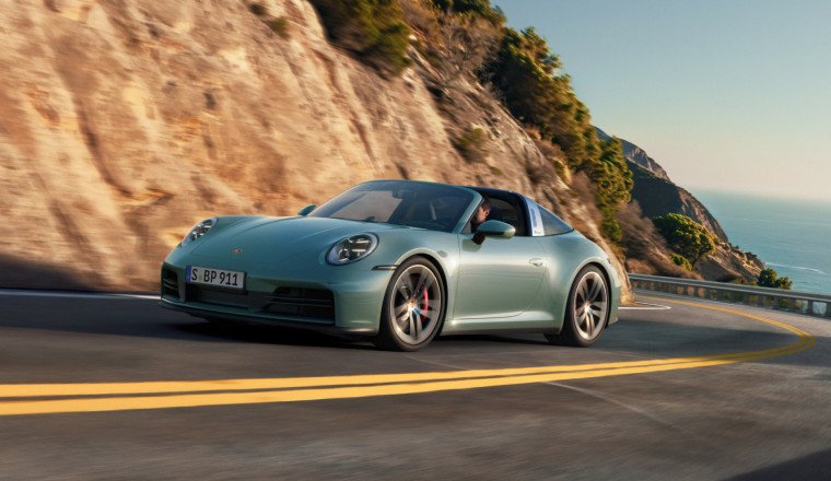 Porsche 911 4S Returns With 473 HP and No Manual