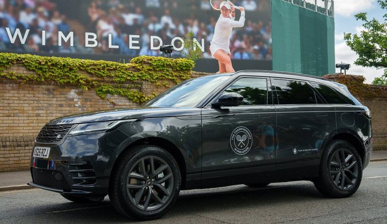 Anti-SUV campaigners call for Wimbledon to end partnership with Range Rover and for players to use public transport during tournament